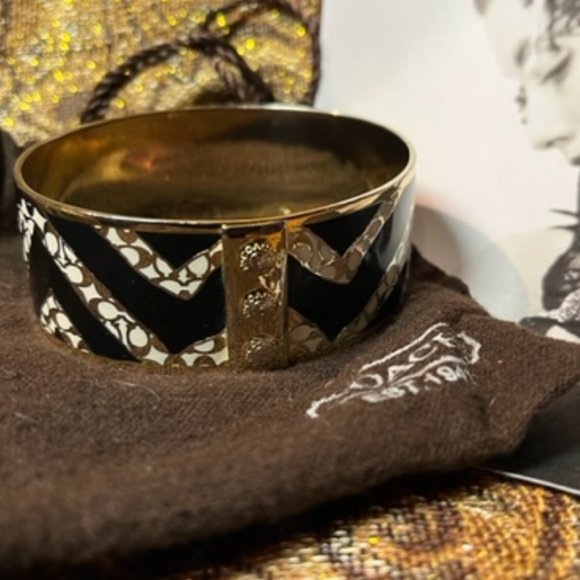 🦓 Authentic Coach Zebra Stripe Bangle 🦓 - Picture 4 of 5